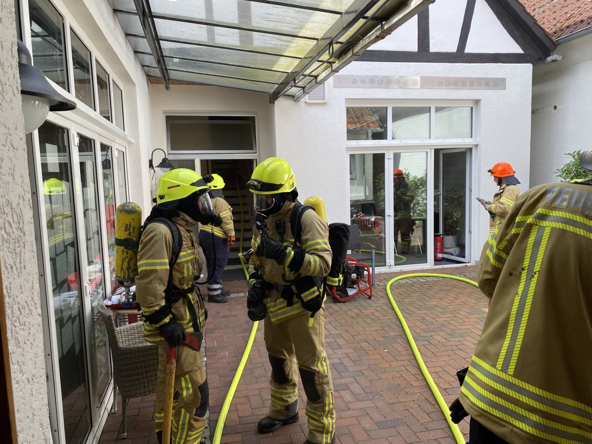 Einsatz%202026-06-11%20Wohnungsbrand%20Stolzenau%20%281%29